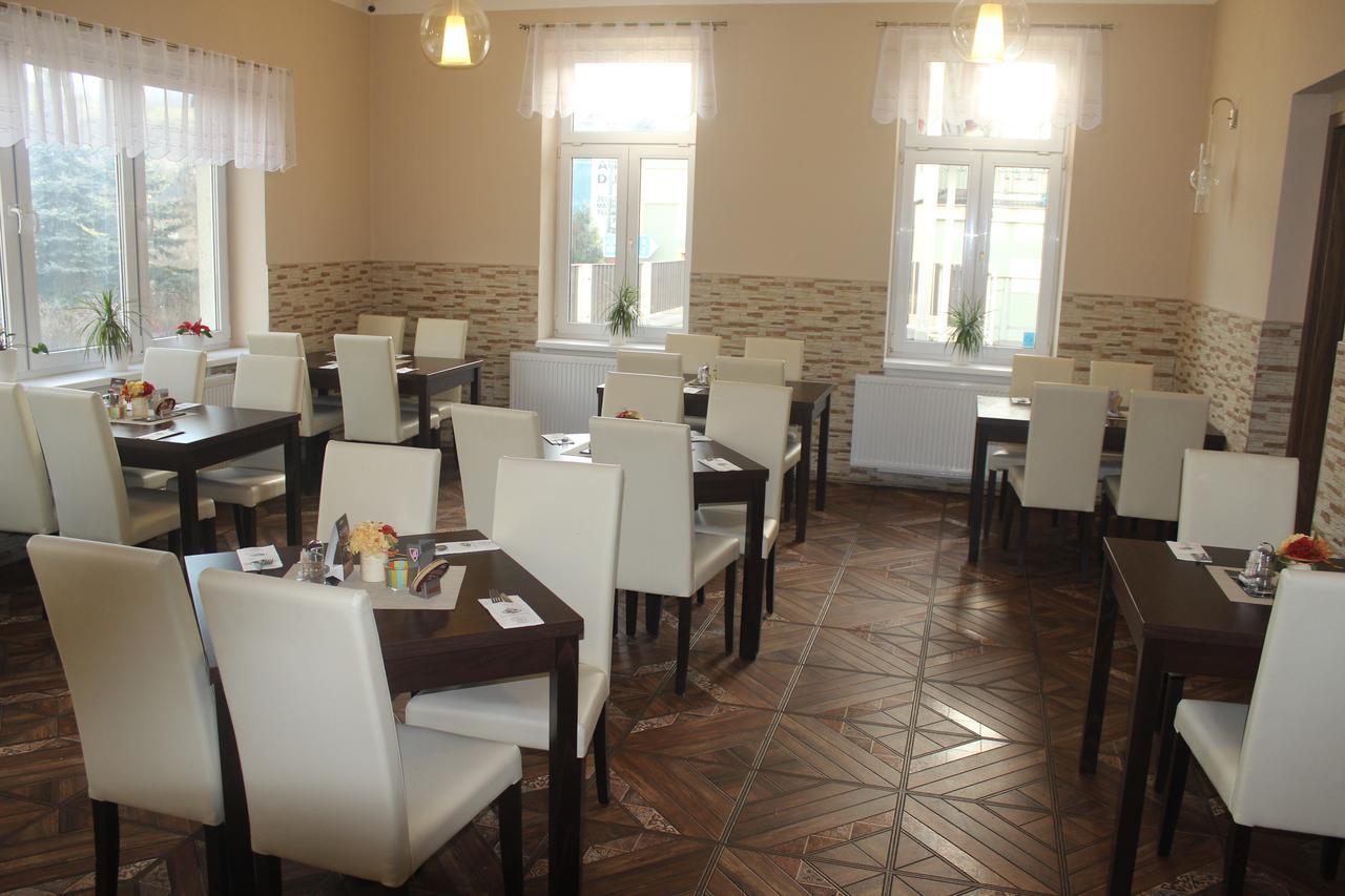 Penzion Vesely Zelezny Brod Esterno foto